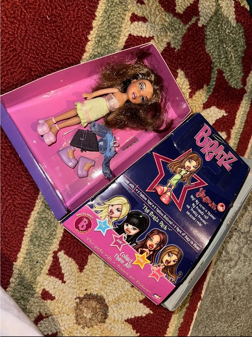 Bratz Lil Angelz Yasmin Doll - 2004